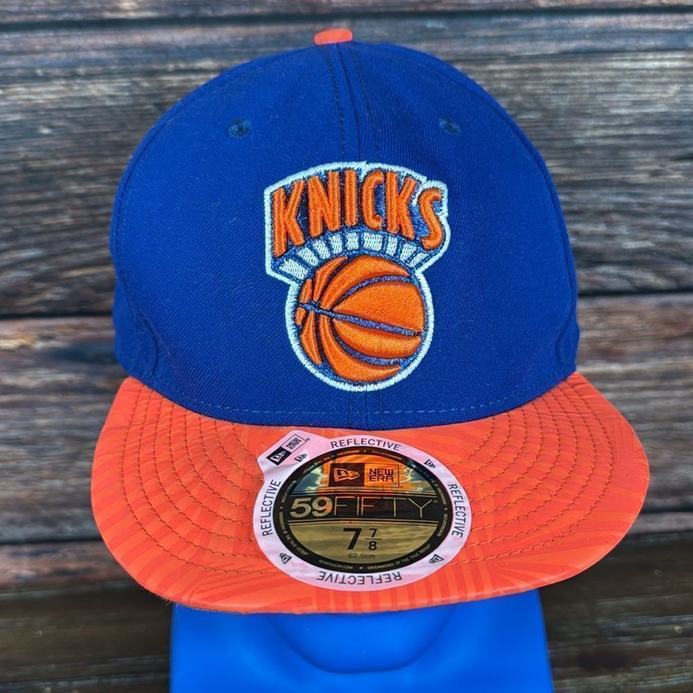 New Era New York Knicks Fitted Cap Hat 7-5/8 - Picture 2 of 8